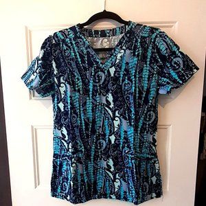 Health Pro Women's Scrub Top - Classic Blue Pattern (Size Small)